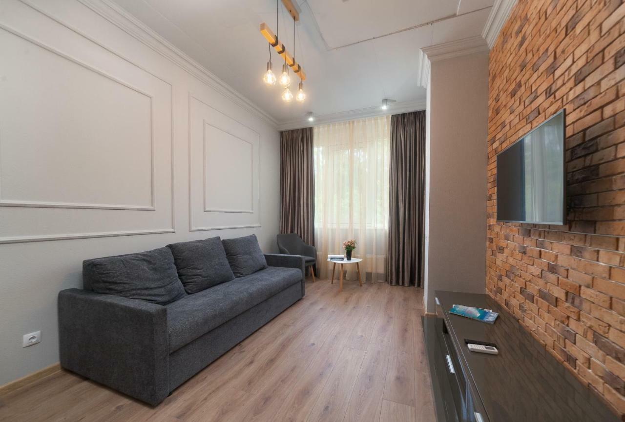 Green Apartments Odessa Ngoại thất bức ảnh